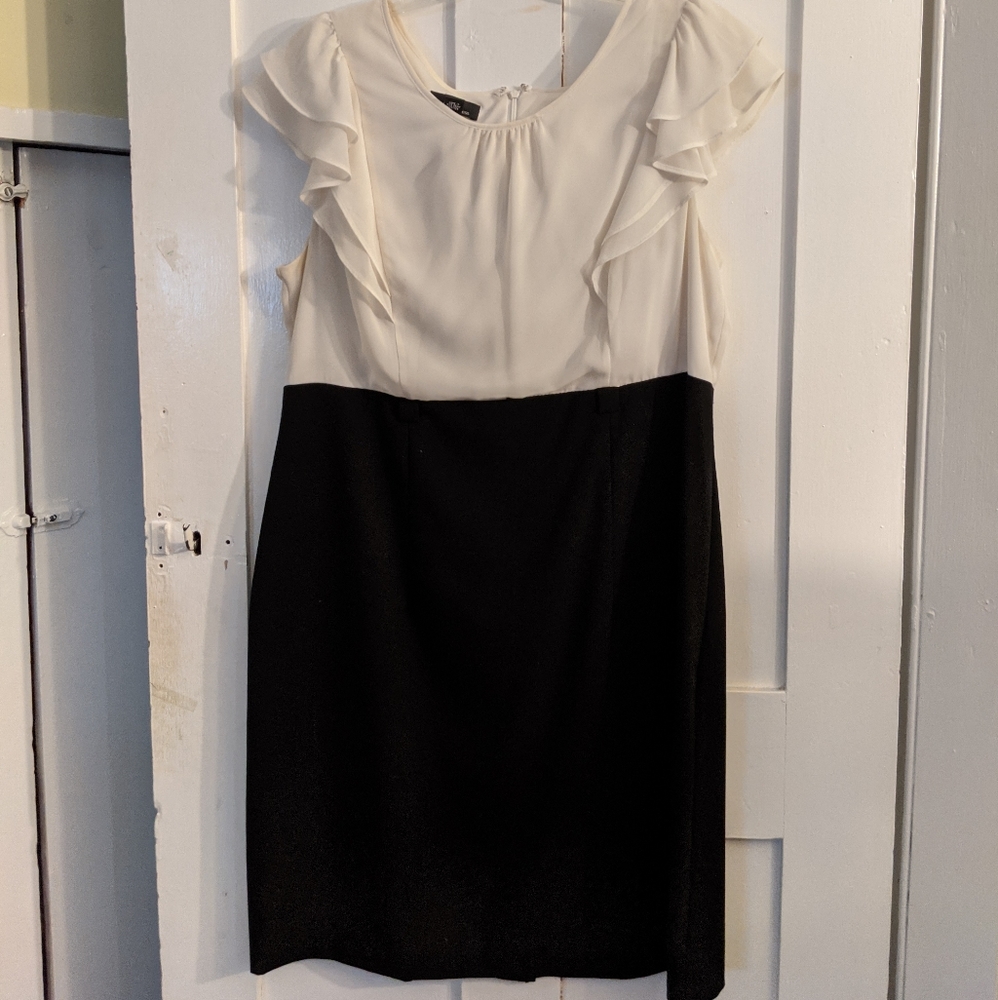 Black and White Business Dress Size 16